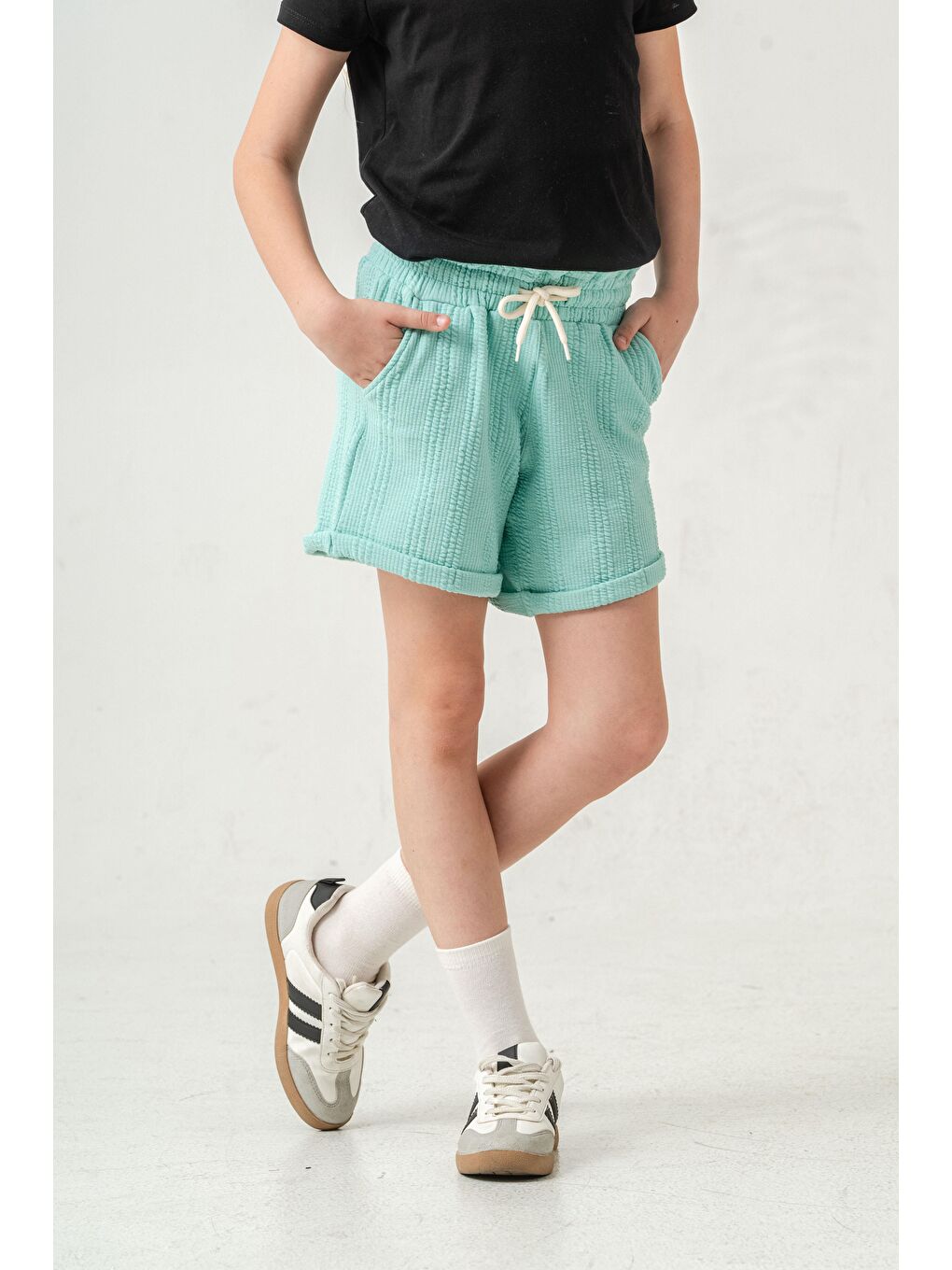 Yeşil Duble Paçalı Kız Çocuk Şort-9
