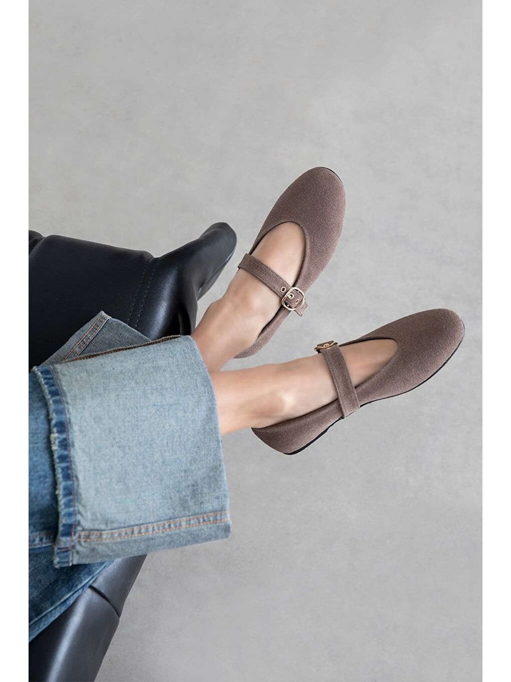 Bej Bella Kadın Kemer Detay Süet Babet Vizon-1