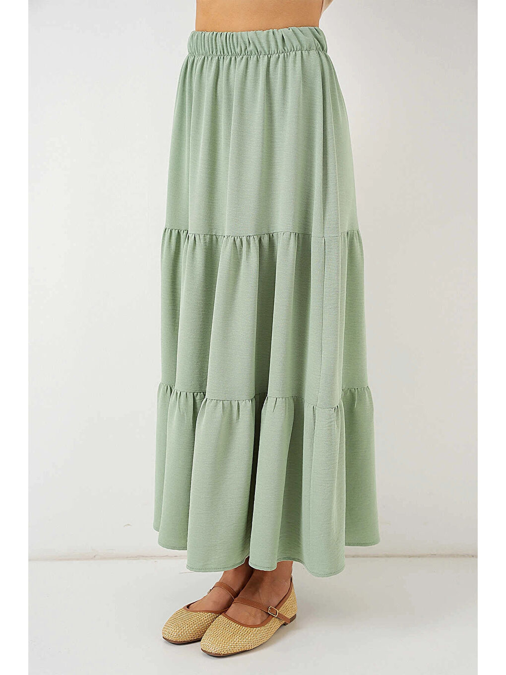 Kadın Çağla Yeşil Beli Lastikli Ayrobin Uzun Etek HZL25S-BD180481-3