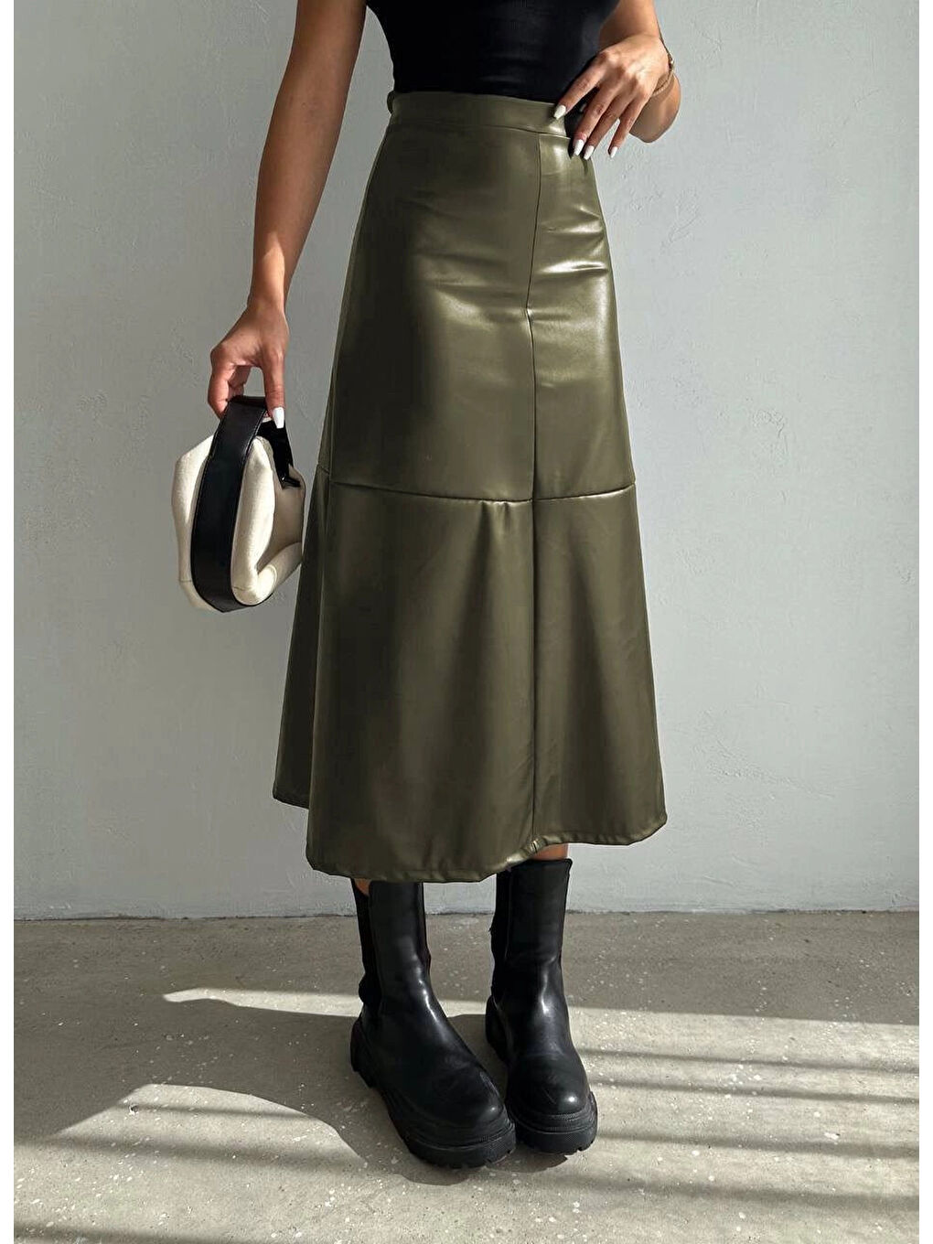 Kadın Haki Midi Boy Fermuar Kapamalı Suni Deri Etek HZL25W-FRY121651-1