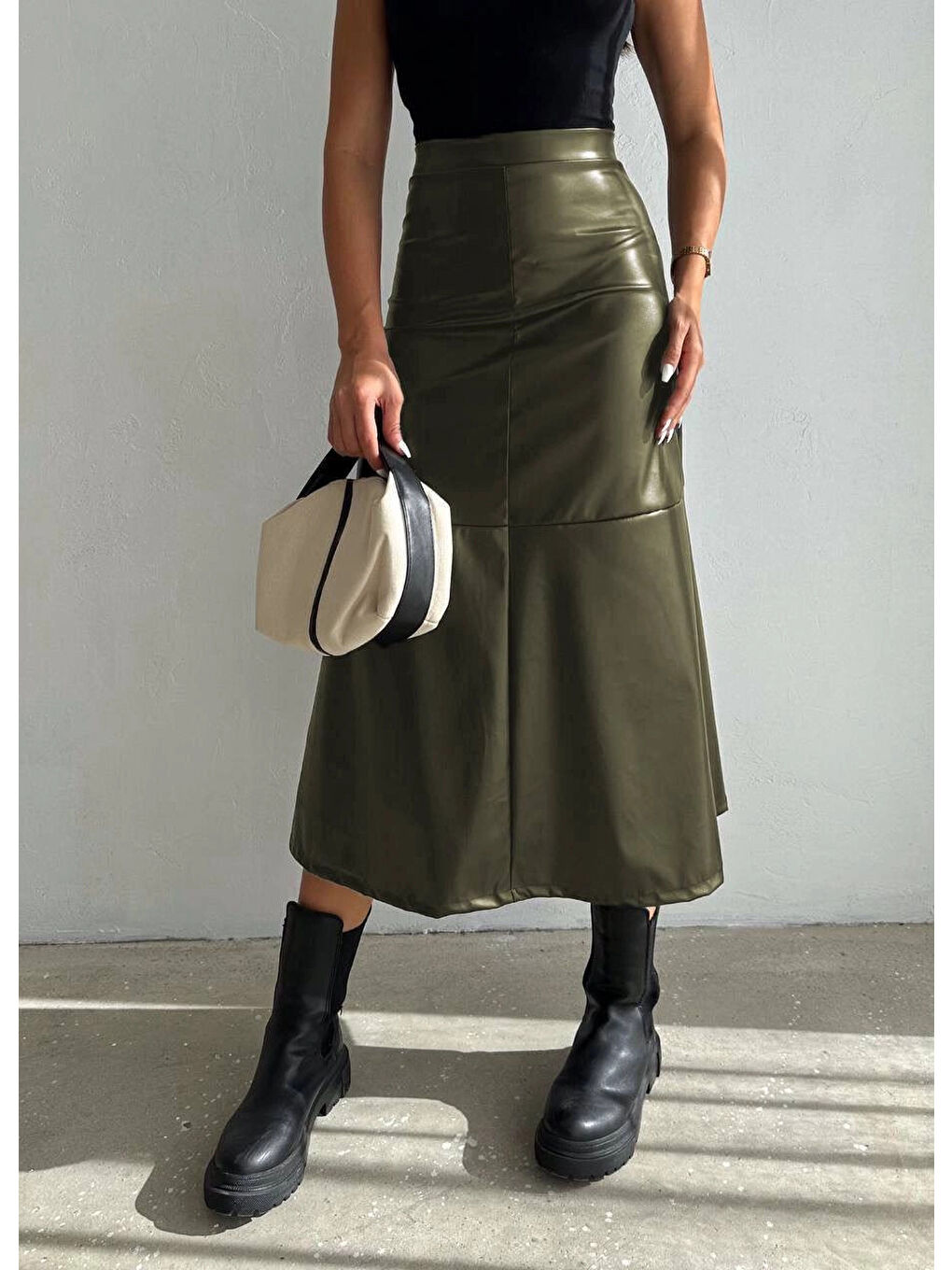 Kadın Haki Midi Boy Fermuar Kapamalı Suni Deri Etek HZL25W-FRY121651-2