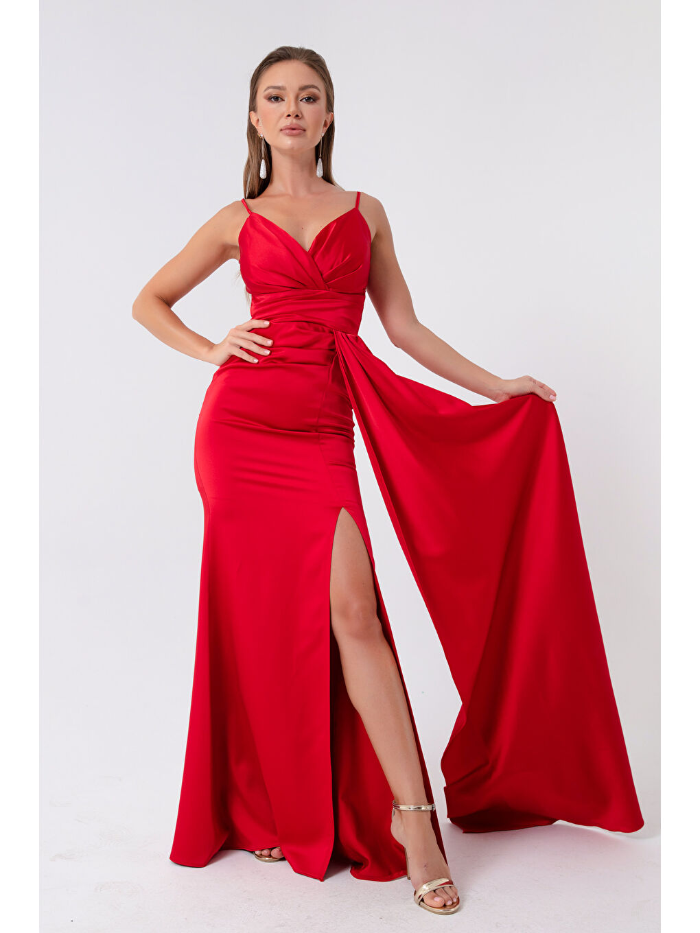 Kadın Kırmızı Askılı Uzun Saten Abiye Elbise & Mezuniyet Elbisesi-2