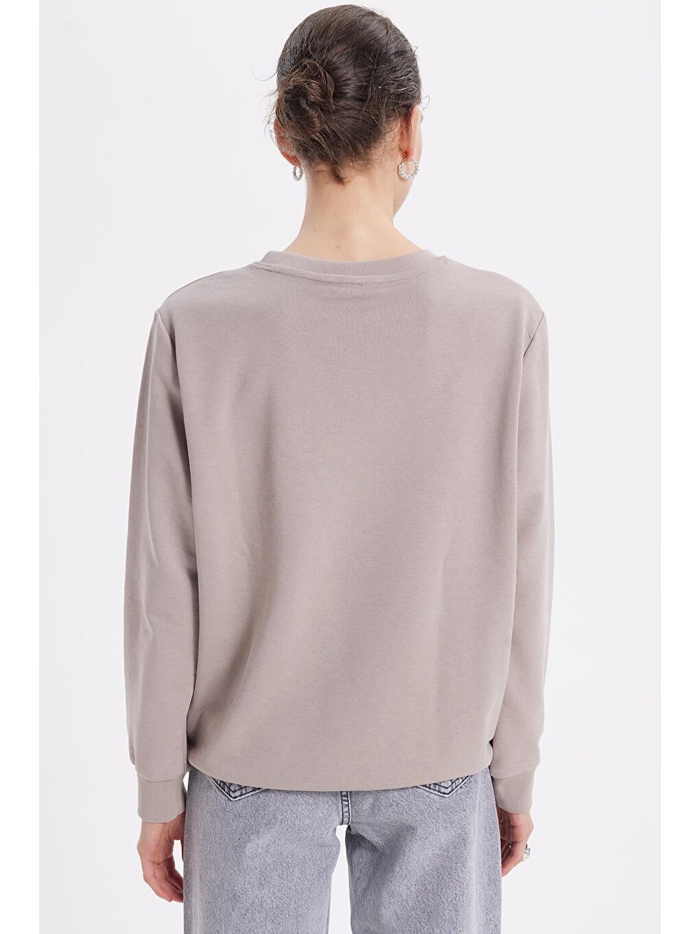 Kadın Oversize Geniş Kesim %100 Pamuk 3 İplik Basic Bej Bisiklet Yaka Sweatshirt-5