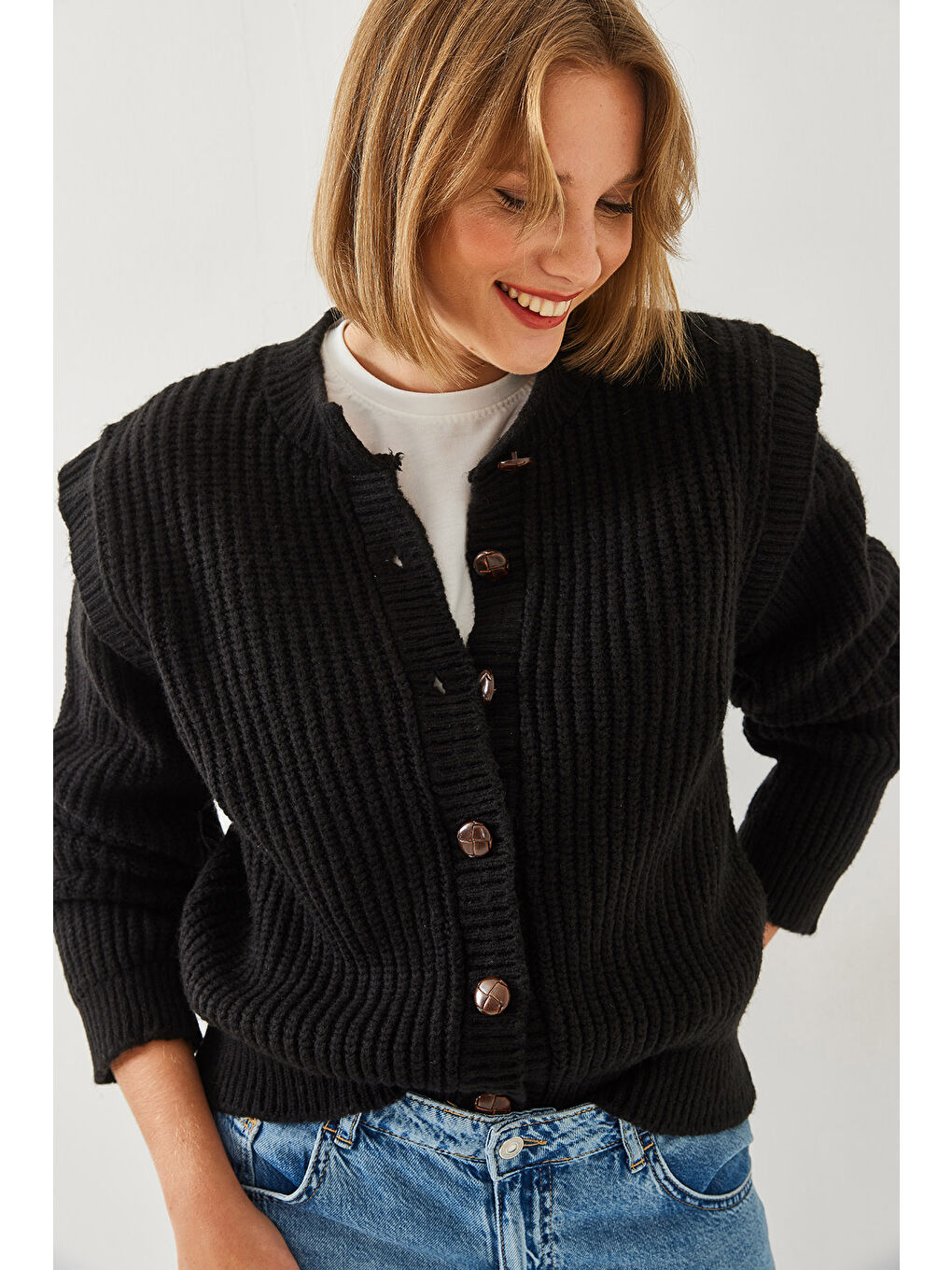 Siyah Kadın Kolları Parçalı Düğmeli Triko Hırka-5