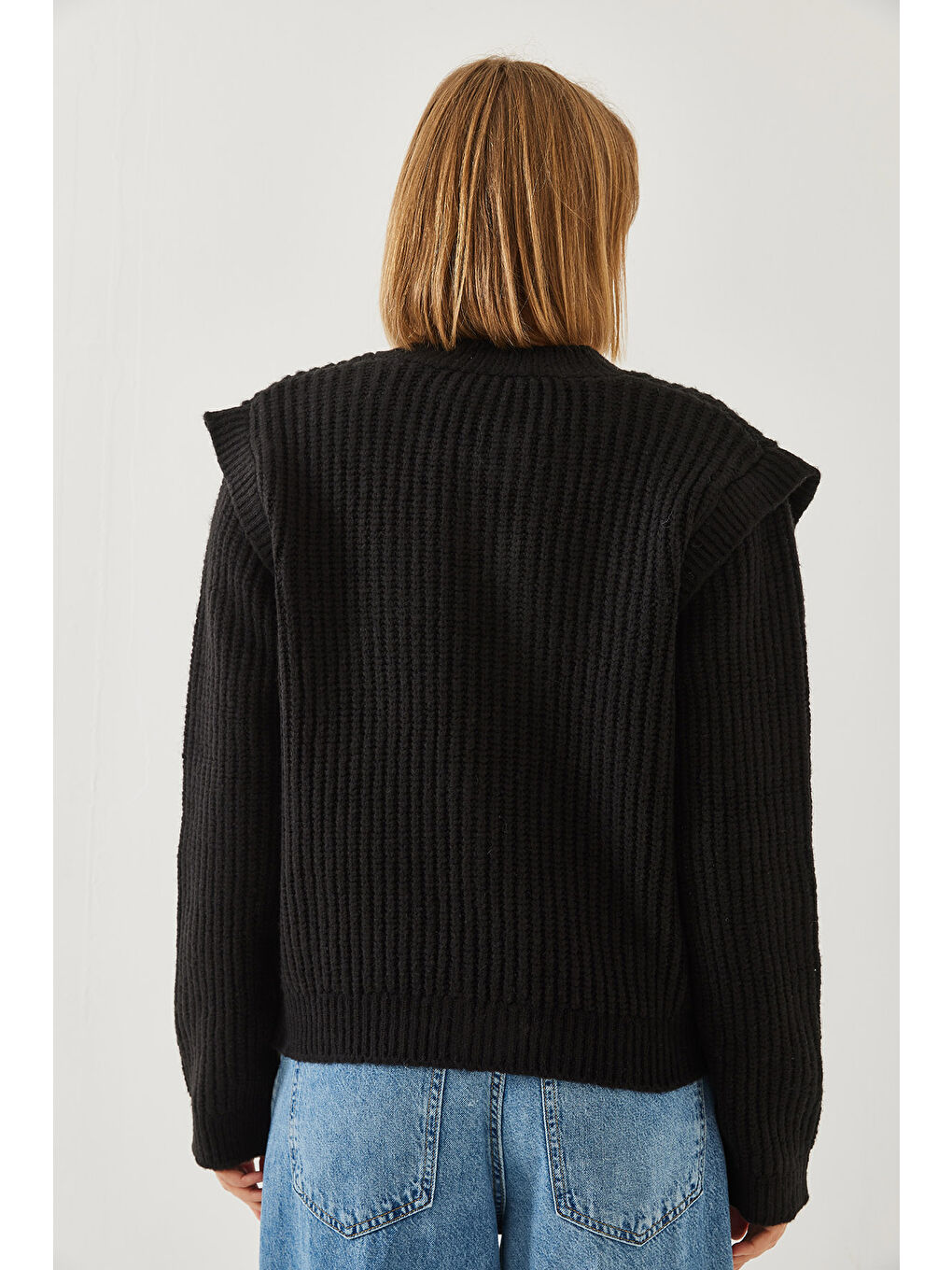 Siyah Kadın Kolları Parçalı Düğmeli Triko Hırka-6