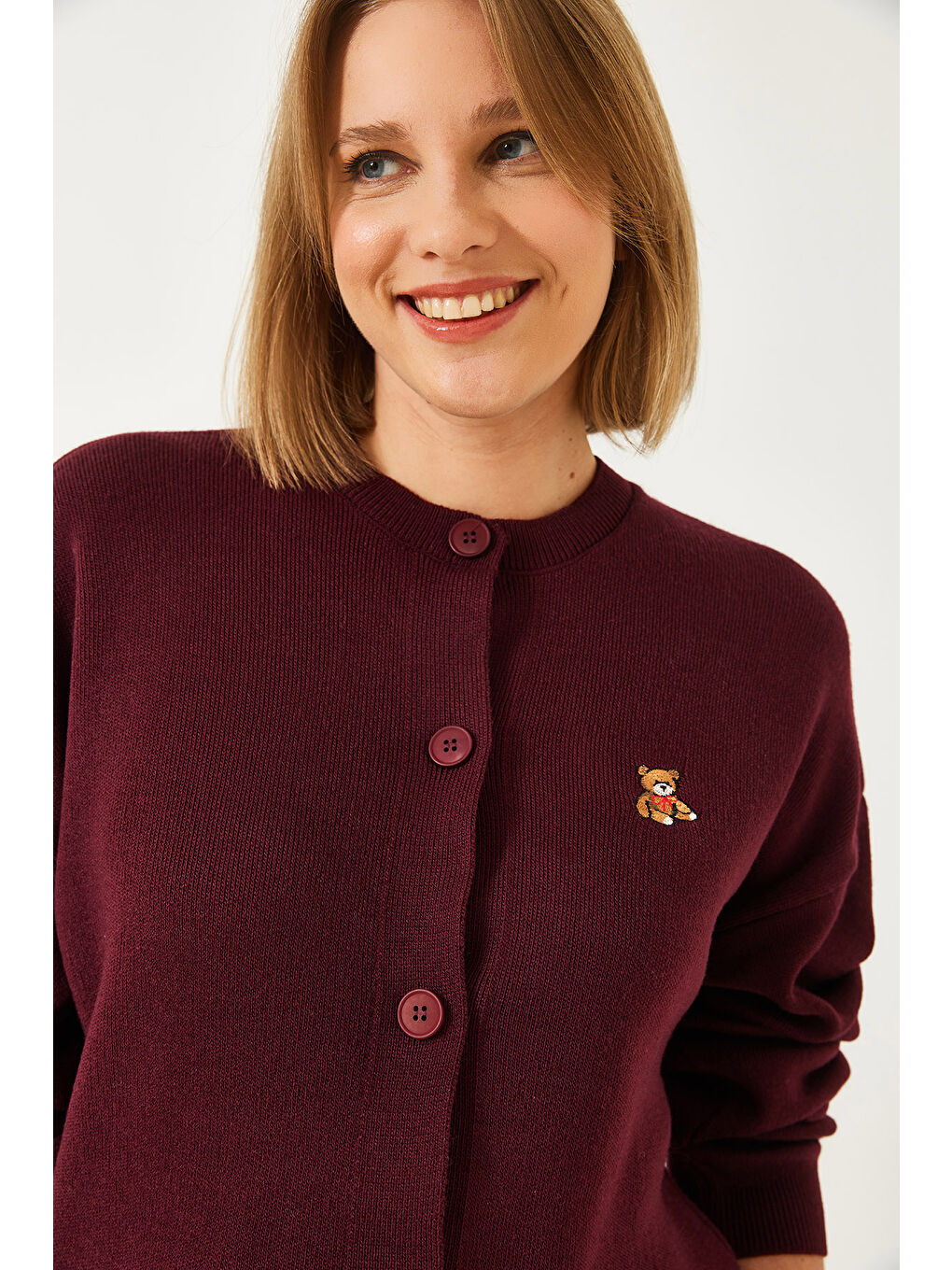 Bordo Kadın Teddy Nakışlı Düğmeli Triko Hırka Th-5