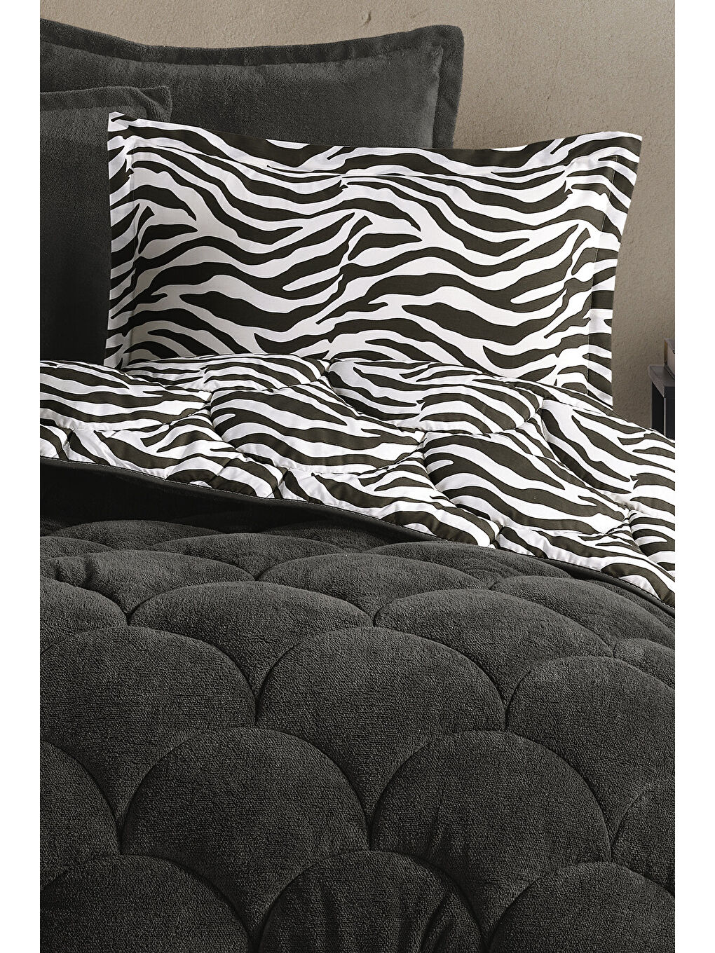 Antrasit Wellsoft Çift Kişilik Uyku Seti Çift Taraflı Zebra-3