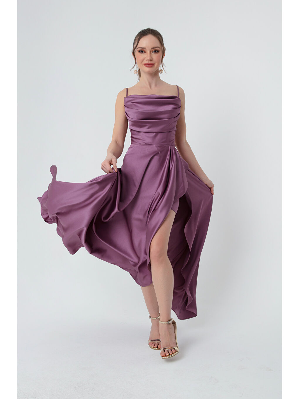 Lila Kadın Lavanta Volanlı Yırtmaçlı Saten Abiye & Mezuniyet Elbisesi-1