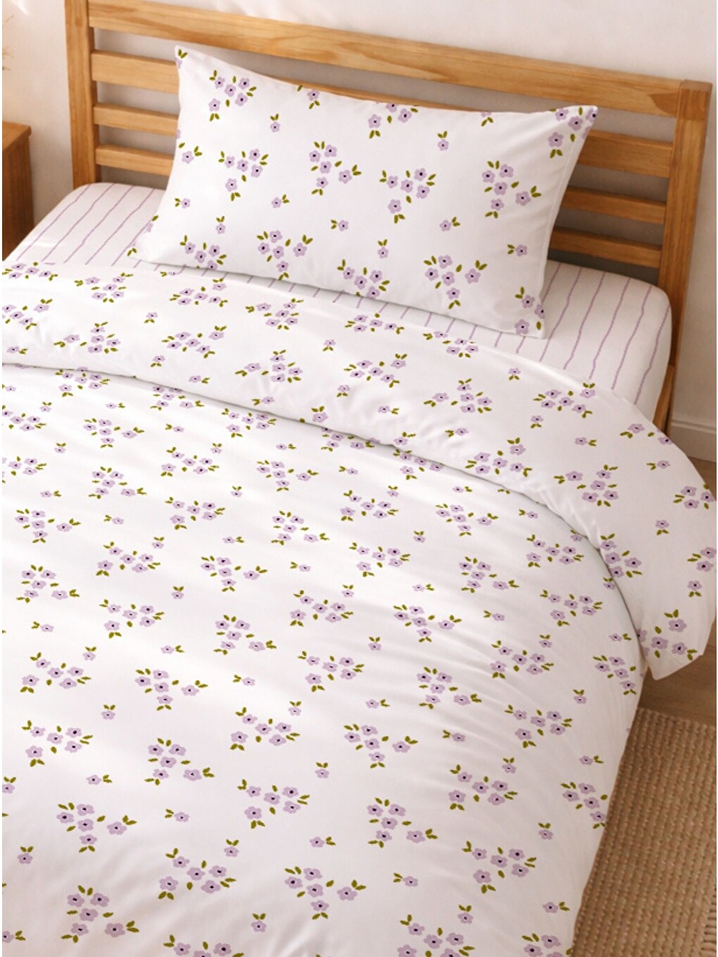 Beyaz Tek Kişilik Lila Minimal Çiçekli ve Çizgili Çift Taraflı Pamuklu Nevresim Takımı 160x220-1