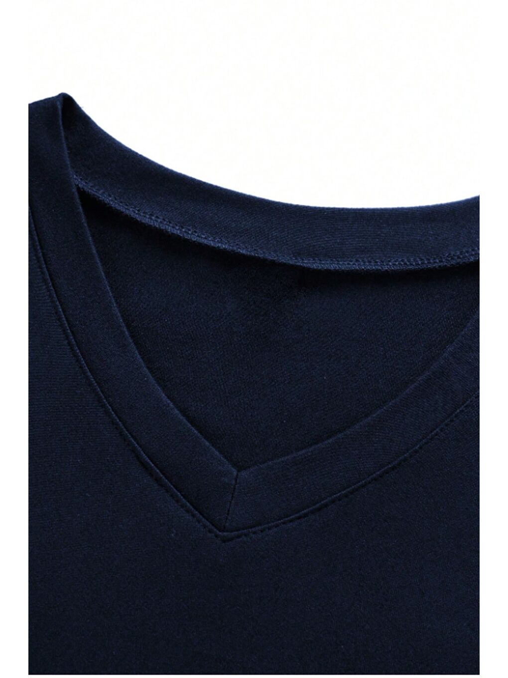 Lacivert Erkek %100 Pamuk V Yaka Slim Fit Dar Kesim Tişört-1