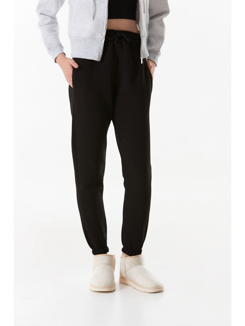 Siyah Beli Lastikli Cepli Jogger Eşofman Altı-2