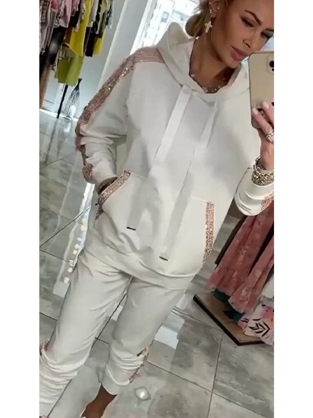 Beyaz Kadın Uzun Kollu Kapüşonlu Pulpayet Detay Viskon Iki Iplik Bluz Ve Pantolon Ikili Takım-4