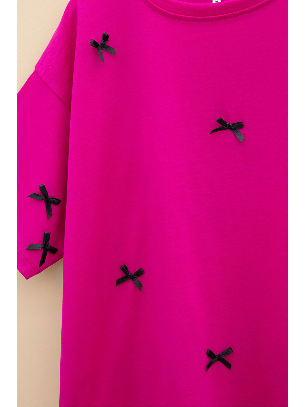 Fuşya Fiyonk Nakışlı Kısa Kol Kız Çocuk Oversize Tişört 20801-2