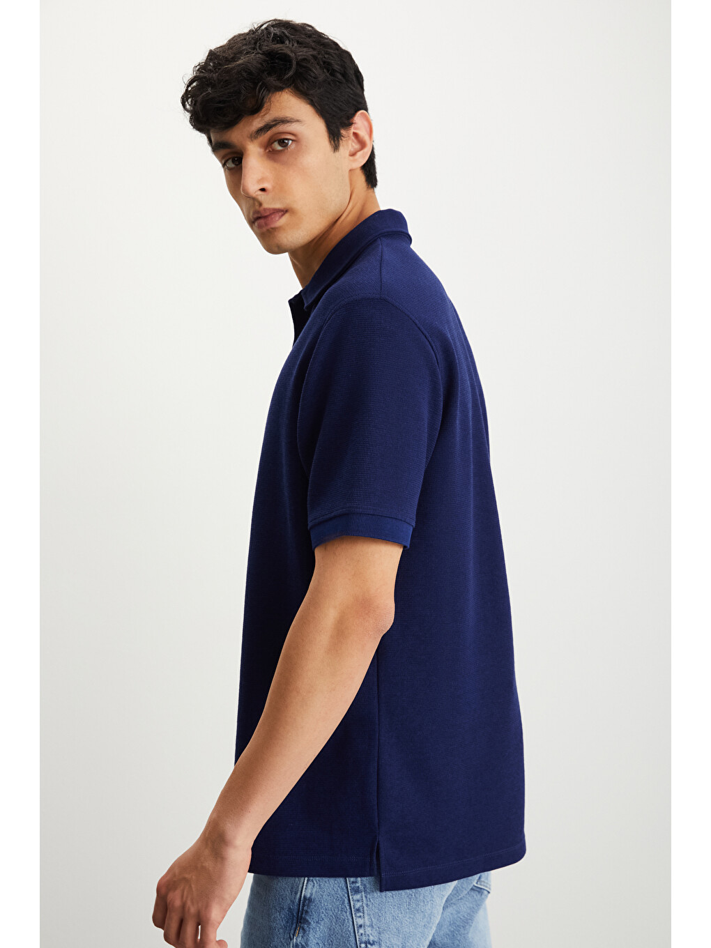 Erkek Dokulu Kumaşlı Slim Fit Lacivert Polo Yaka Tişört-3