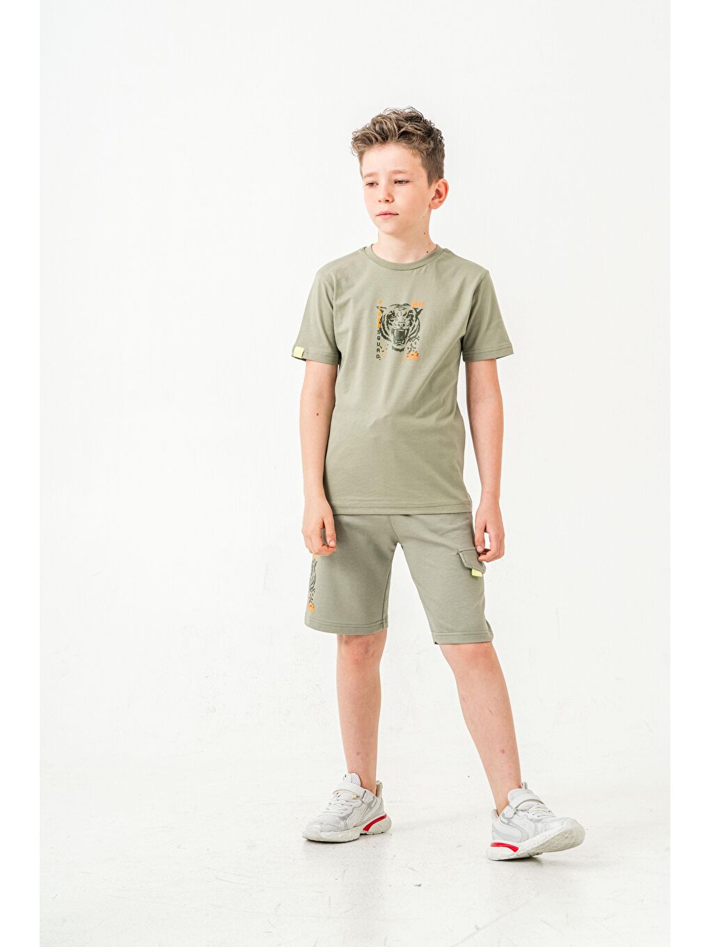 Yeşil Ust On Baskılı Kol Ucu Balıksırtlı Erkek Çocuk Şort - Tişört Takımı-2
