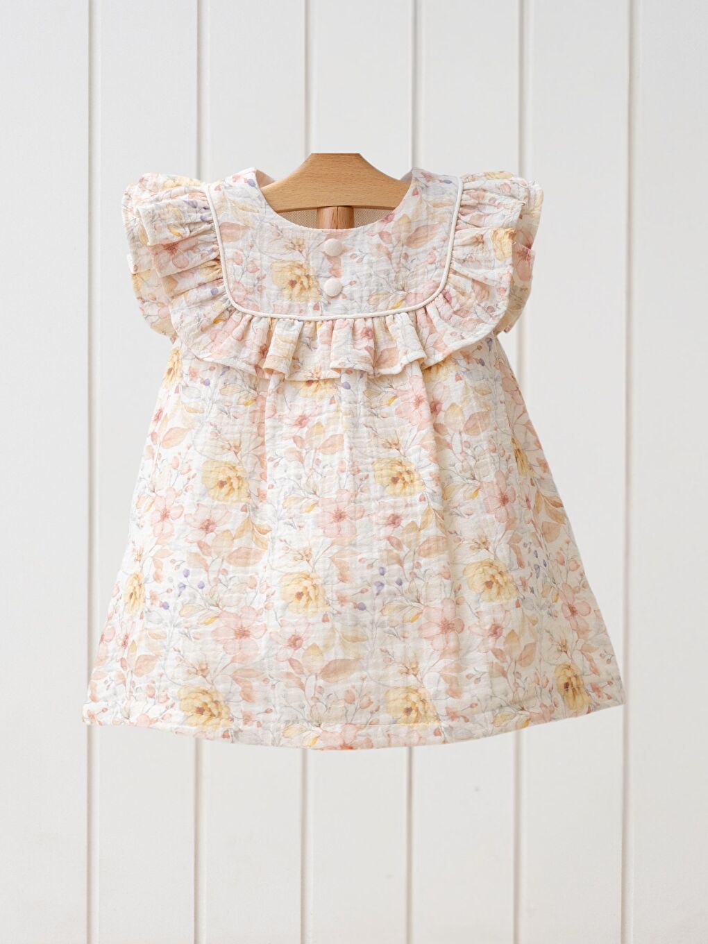 Bej Bisiklet Yaka Kısa Kollu Çiçek Desenli Kız Bebek Elbise-1