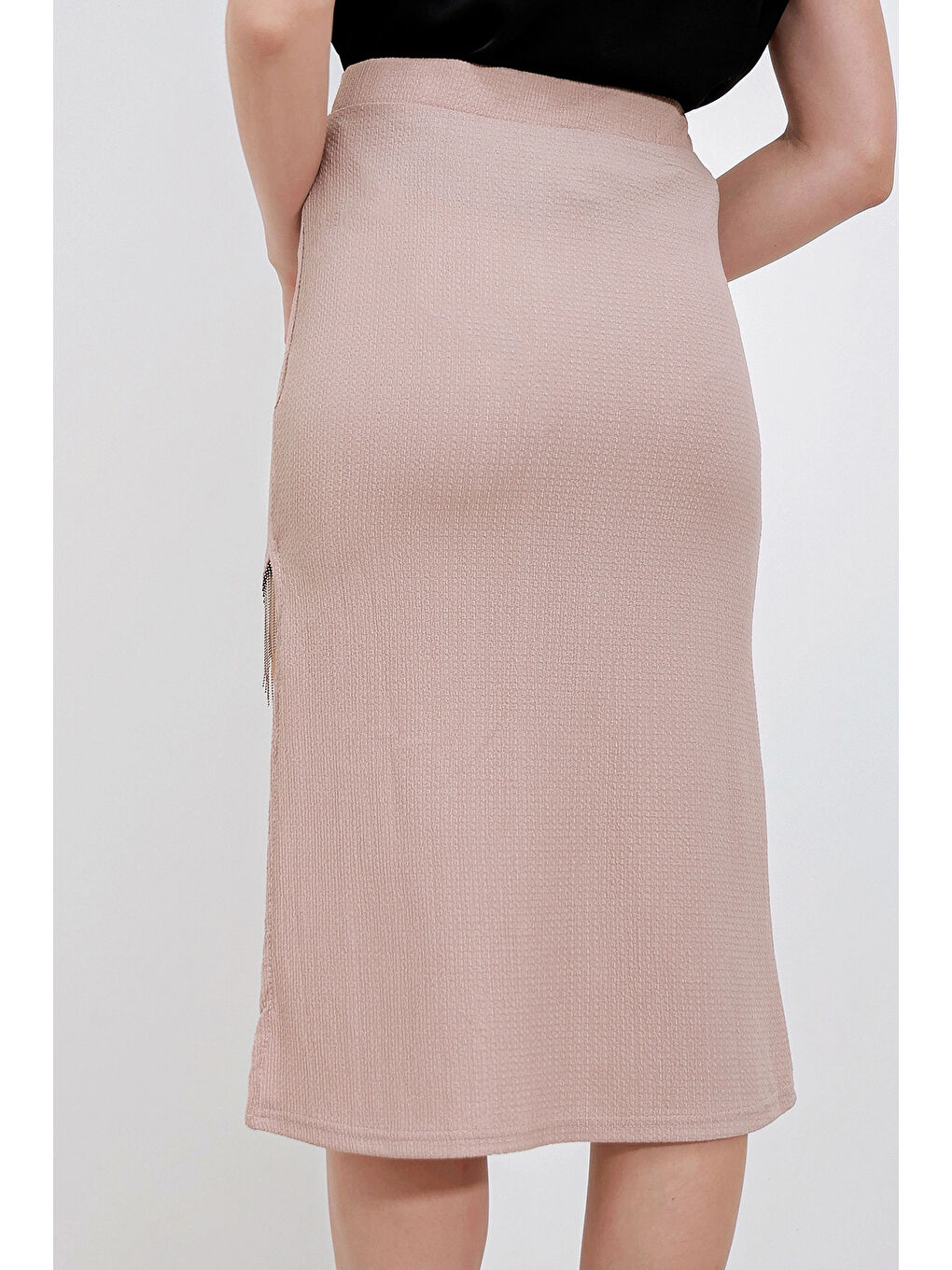 Kadın Bej Yırtmaçlı Püskül Taşlı Beli Lastikli Uzun Etek HZL24S-BD118901-3