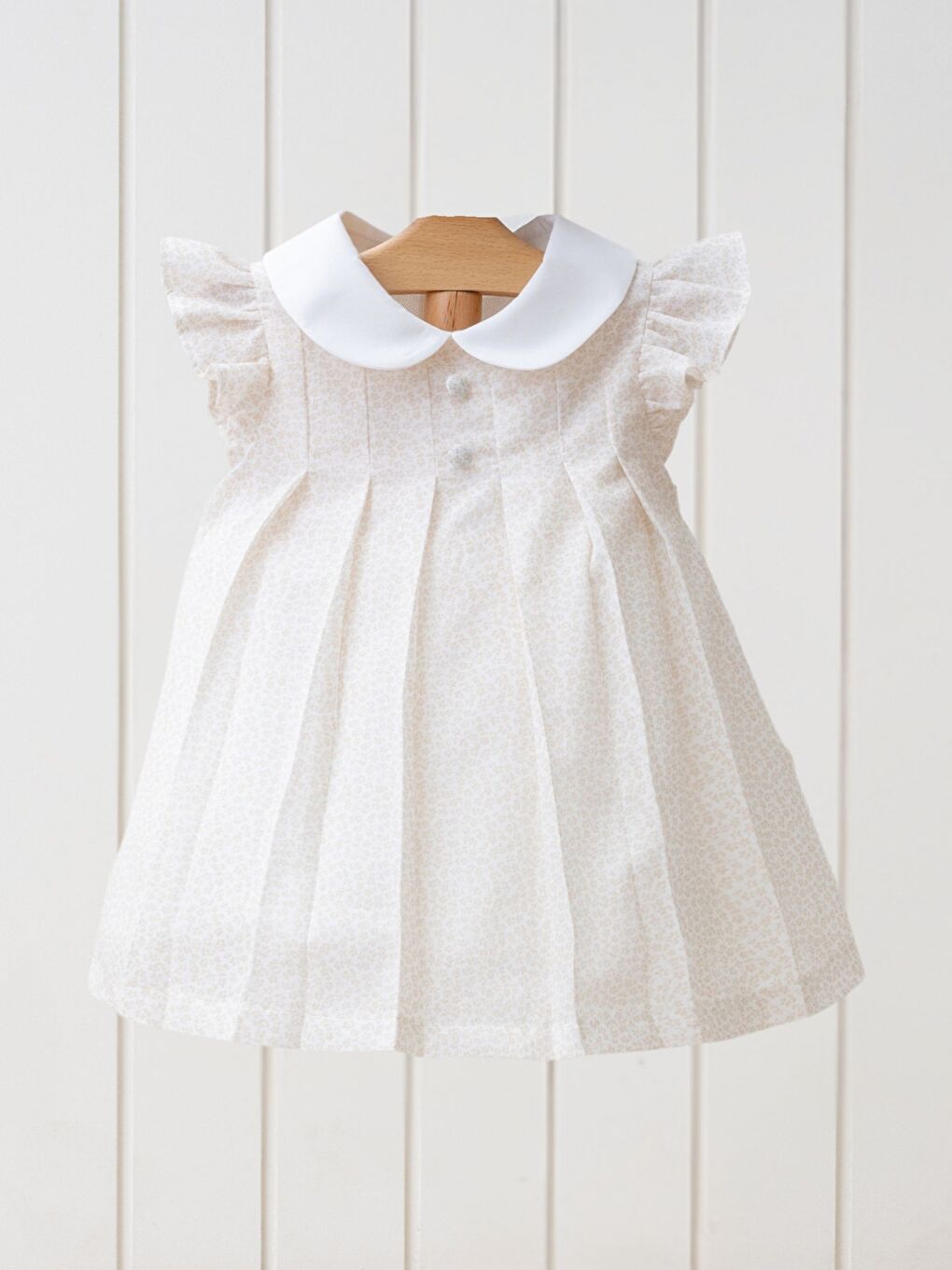 Kahverengi Bebe Yaka Kısa Kollu Çiçek Desenli Kız Bebek Elbise-1