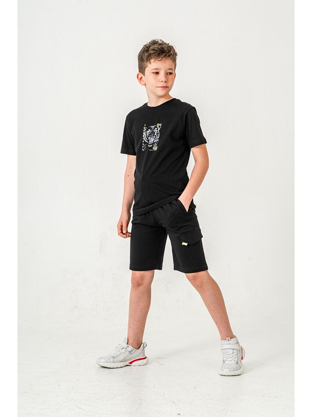 Siyah Ust On Baskılı Kol Ucu Balıksırtlı Erkek Çocuk Şort - Tişört Takımı-2