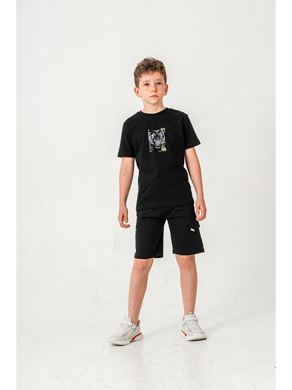 Siyah Ust On Baskılı Kol Ucu Balıksırtlı Erkek Çocuk Şort - Tişört Takımı-4