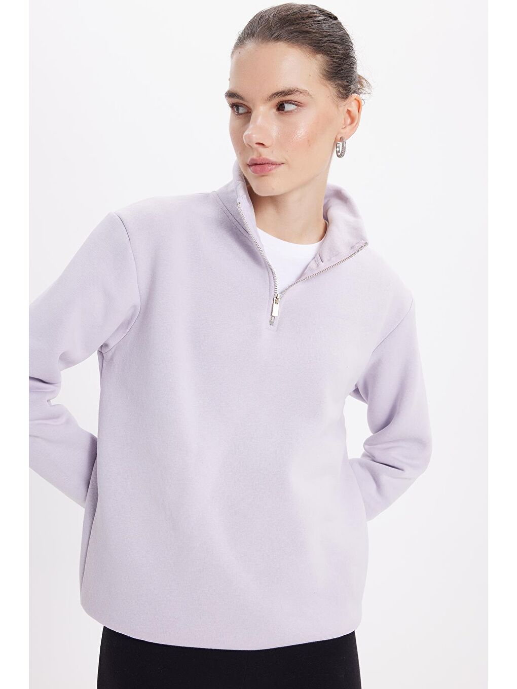 Kadın Relax Fit Rahat Kesim Pamuklu İçi Polarlı Yarım Fermuarlı Lila Dik Yaka Sweatshirt-1