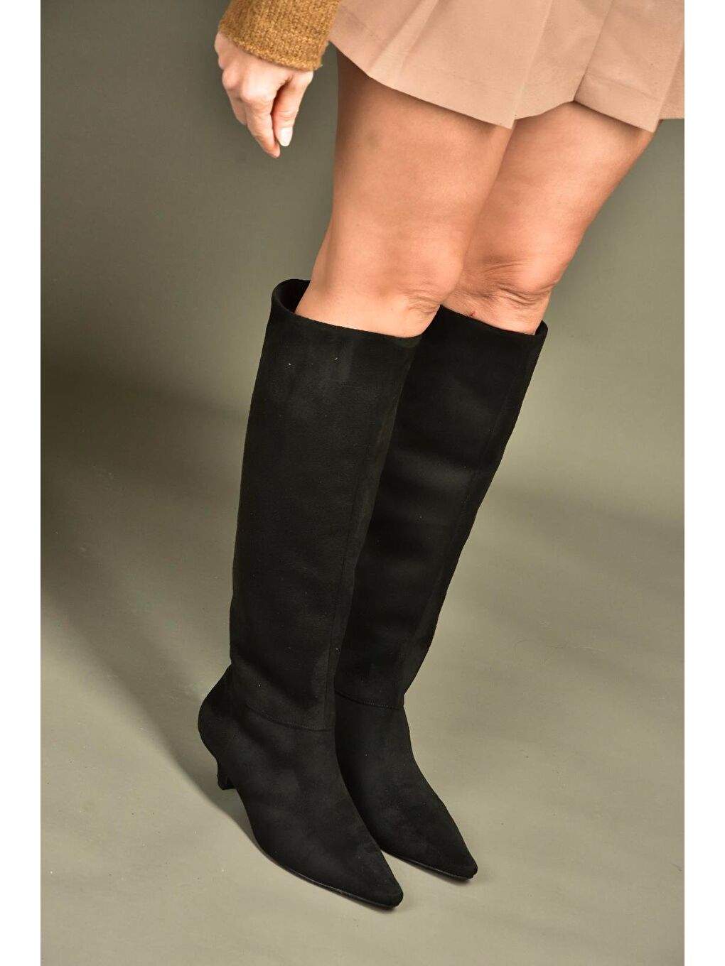 Siyah Kadın Çizme V404012302-2