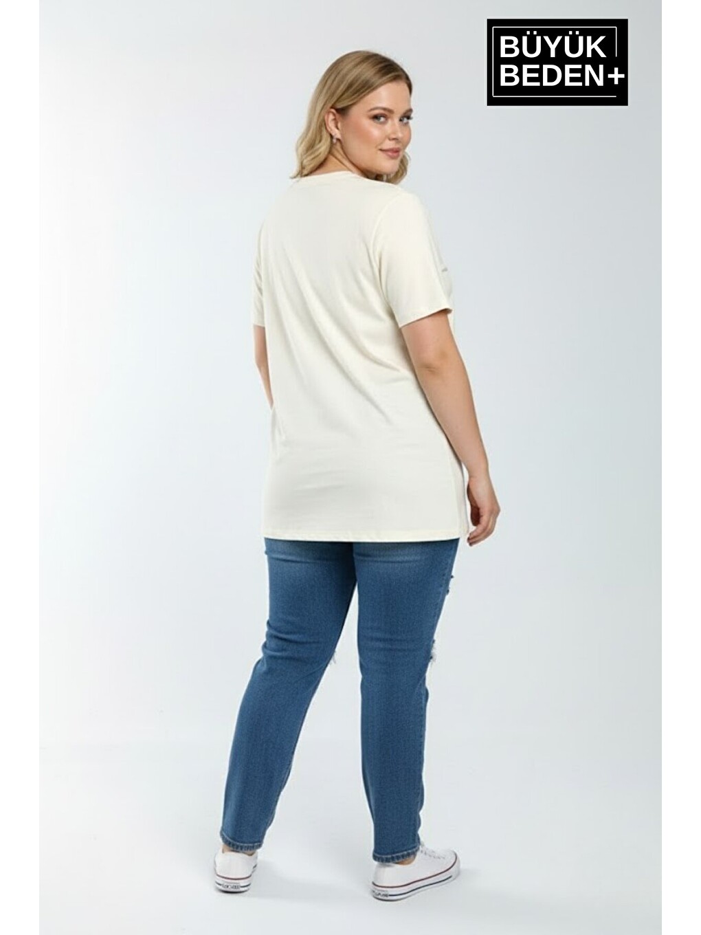 Ekru Kadın Büyük Beden Brooklyn 1970 Baskılı 3xl-6xl Bisiklet Yaka Tshırt SPR25BTSK510-3-1