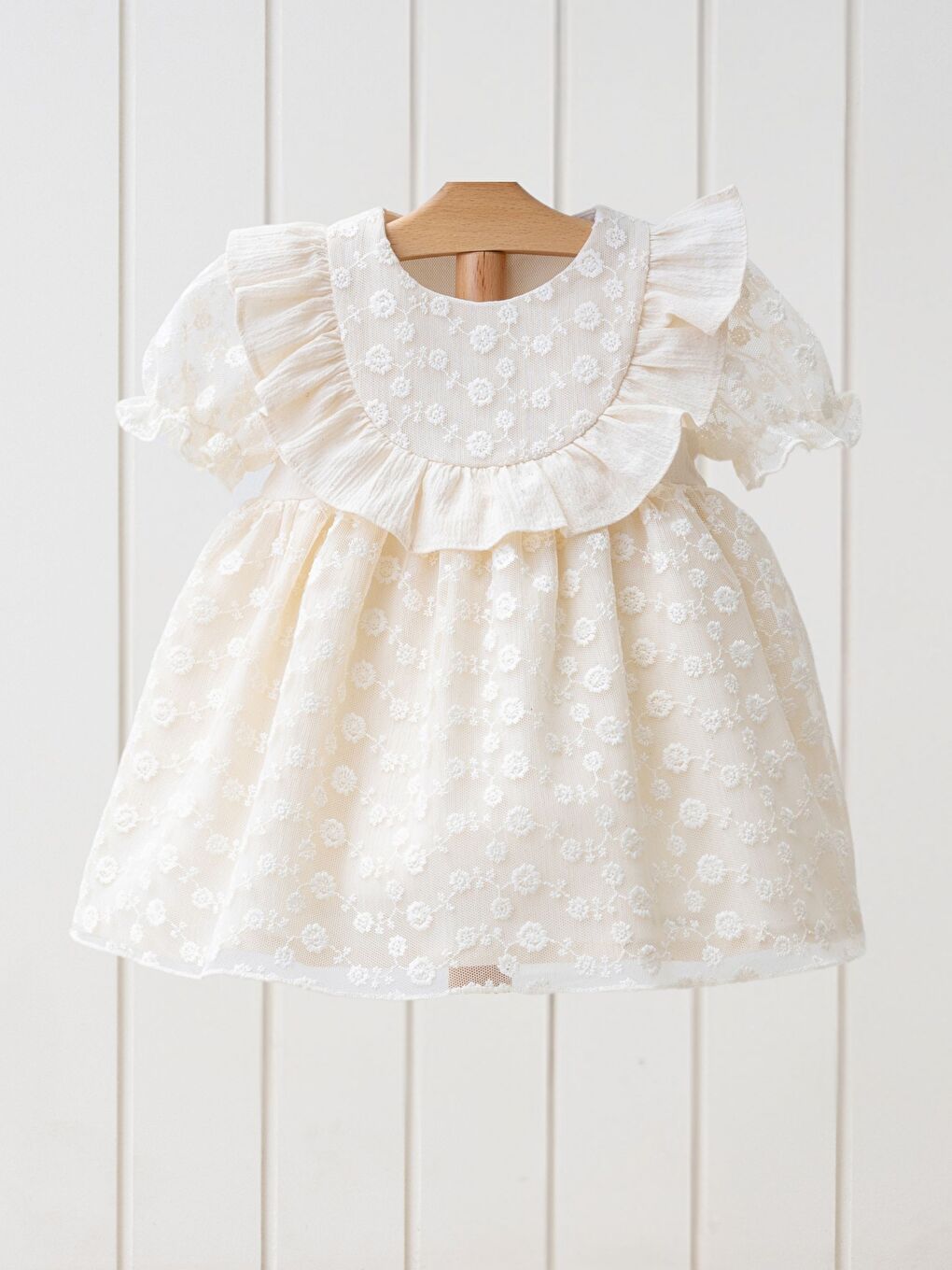 Bej Bisiklet Yaka Kısa Kollu Kız Bebek Elbise-1