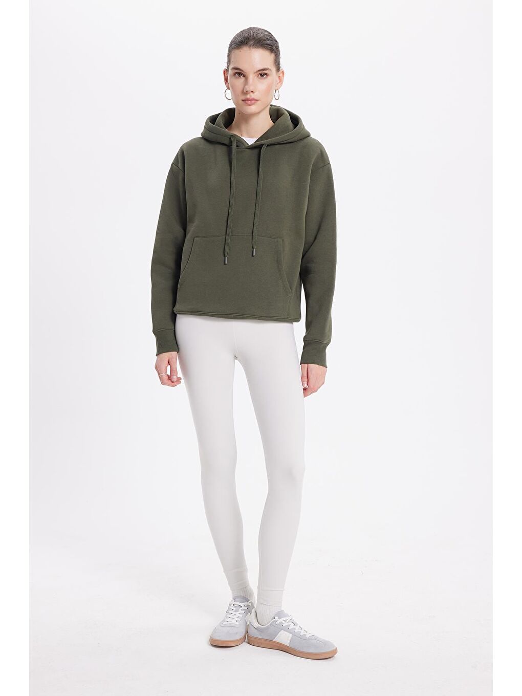 Kadın Oversize Geniş Kesim Pamuklu Yumuşak Dokulu İçi Polarlı Basic Yeşil Kapüşonlu Sweatshirt-3