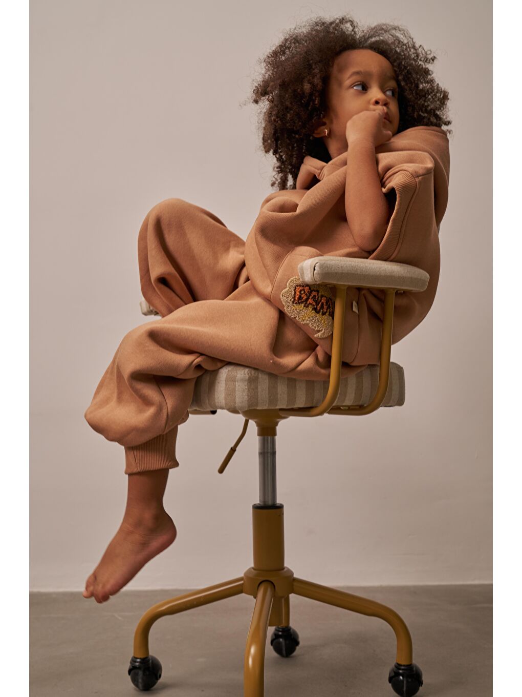 Kahverengi Sütlü Kahve Nakışlı Cepli Hoodie Takım-3