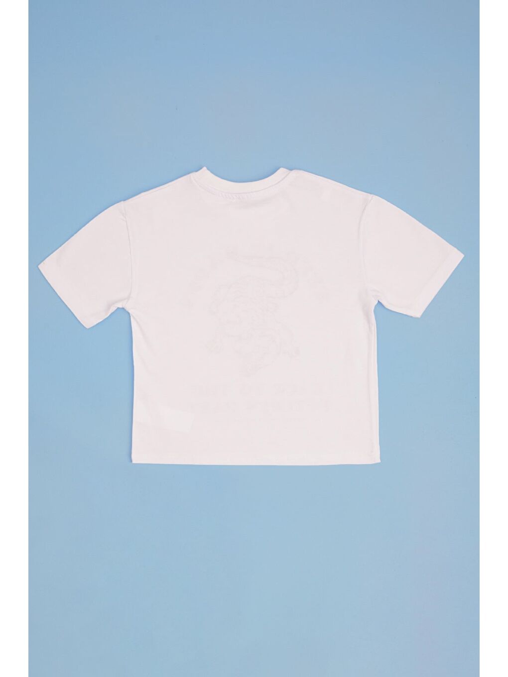 Beyaz Timsah Kabartma Baskılı Erkek Çocuk Tişört-1