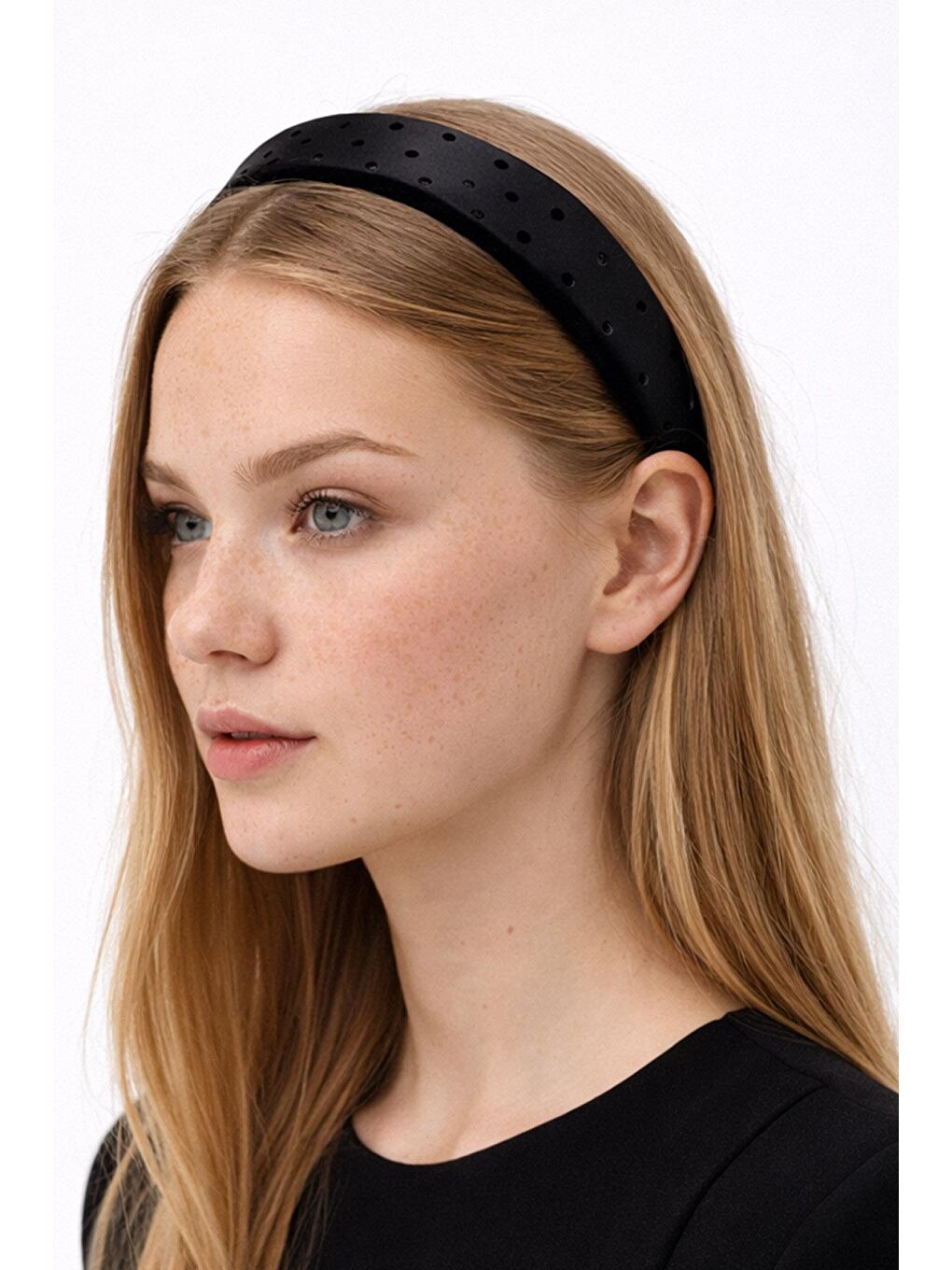 Siyah Saten Dolgulu Puantiyeli Taç-2