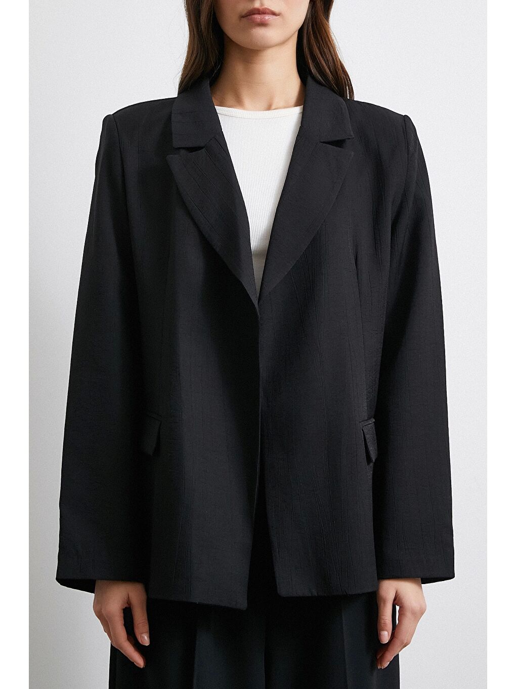 Çizgi Astarlı Dökümlü Blazer Ceket Siyah-5