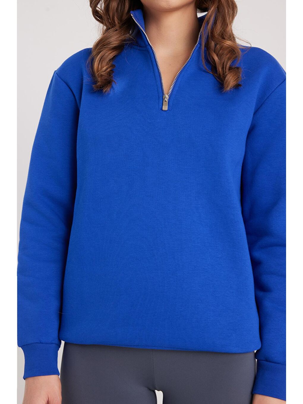Kadın Relax Fit Rahat Kesim Pamuklu İçi Polarlı Yarım Fermuarlı Sax Mavi Dik Yaka Sweatshirt-2