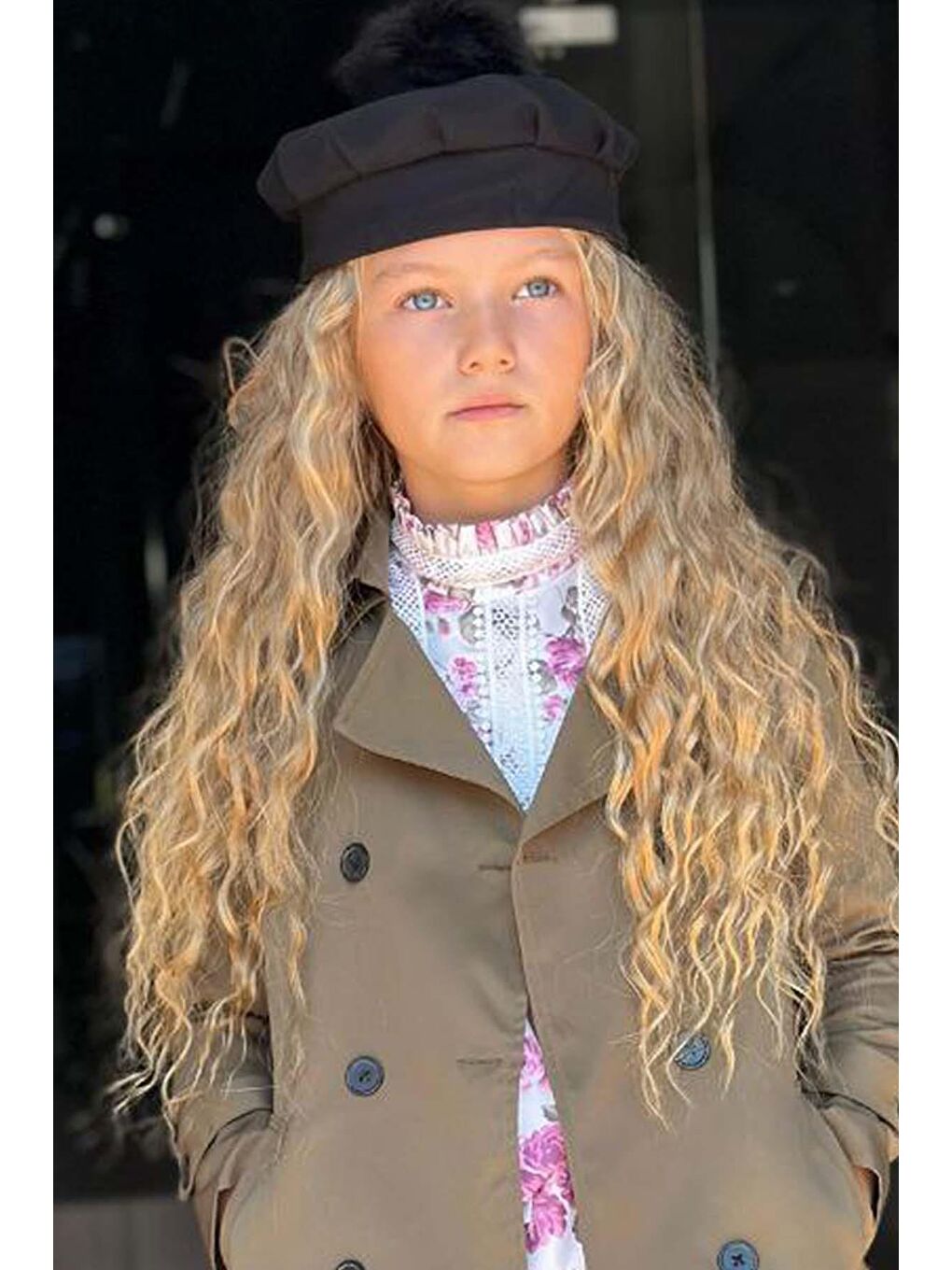 Kız Çocuk Üzeri Dantel İşlemeli Elbise Çift Cep Detaylı Kemerli Yeşil Trençkot-3