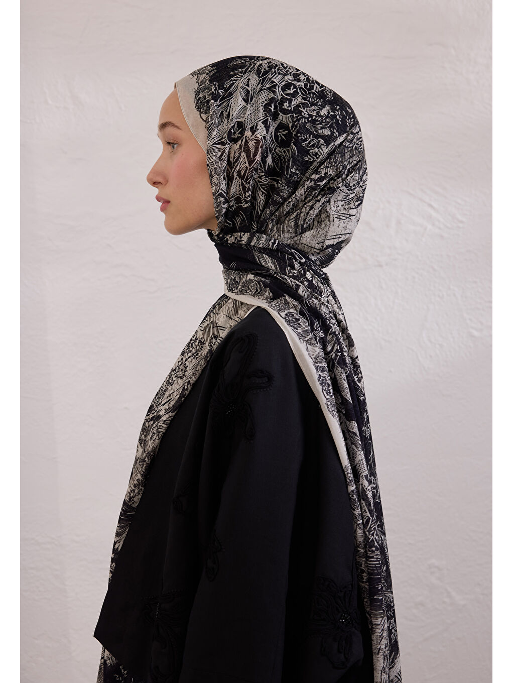Secret Elegance Desen Rami Şal Siyah-3