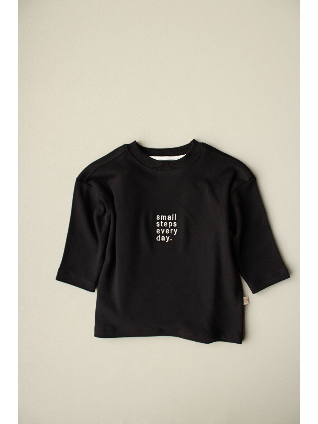 Siyah Nakışlı Oversize Uzun Kollu T-shirt-6