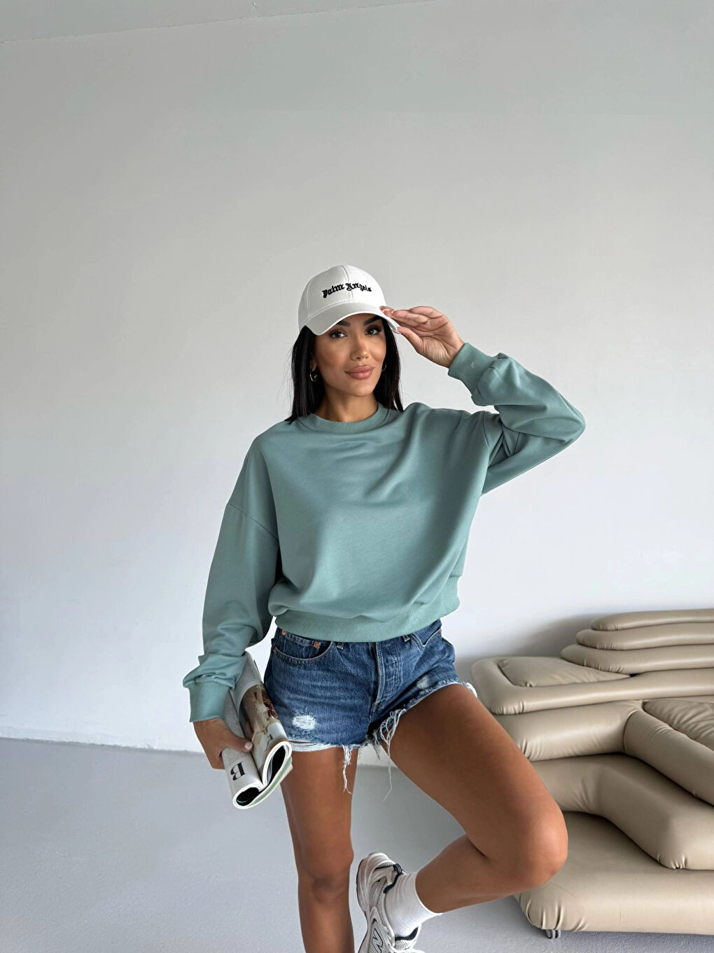 Kadın Çağla Yeşil Bisiklet Yaka 2 İplik Sweatshirt HZL25W-FRY123391-2