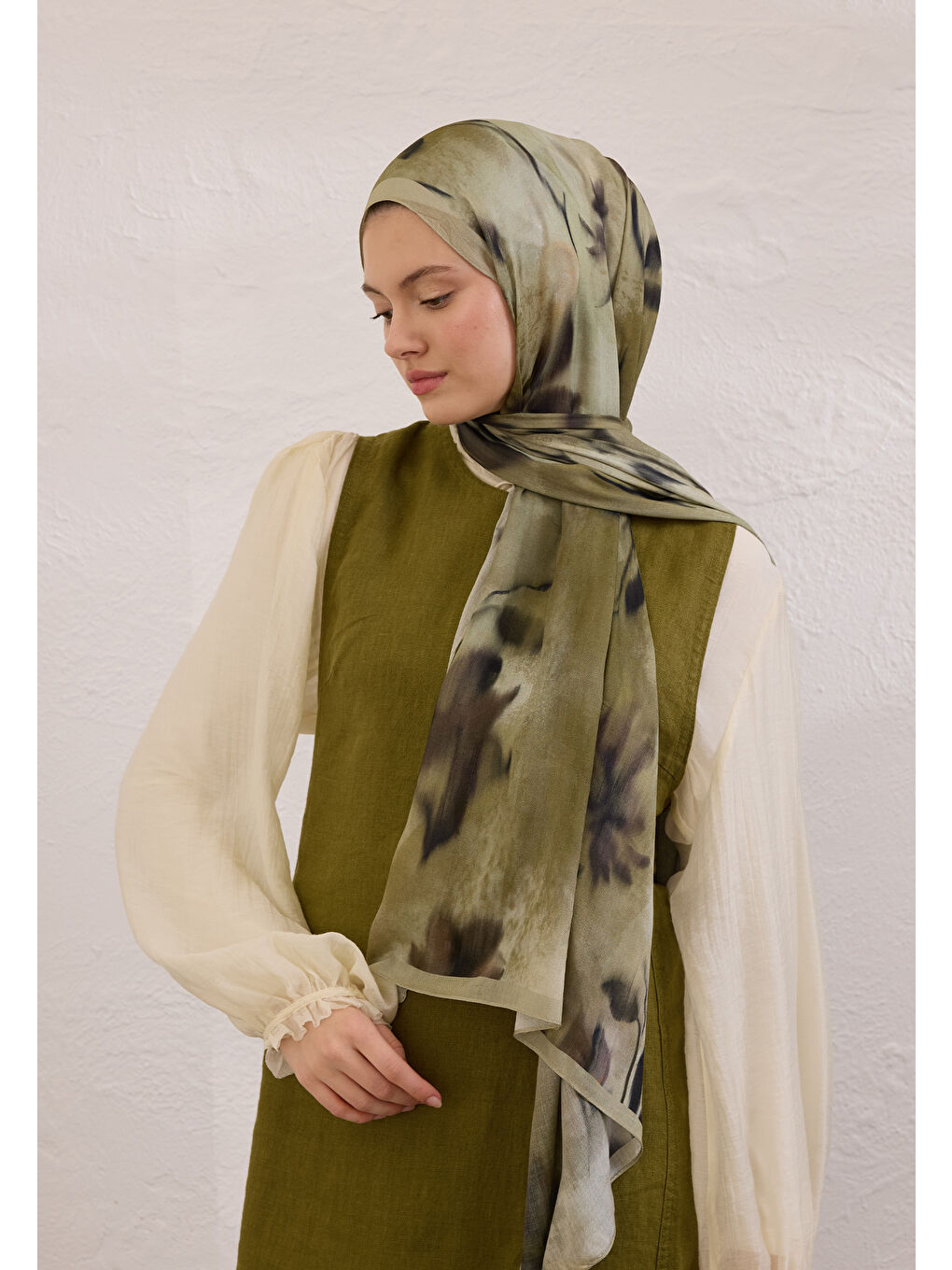 Yeşil Dark Flora Desen Rami Şal Çağla-2