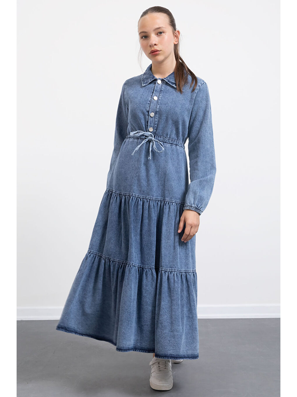 Koyu Mavi Uzun Kesim Kuşaklı Kız Çocuk Pileli Jean Elbise 21137-1
