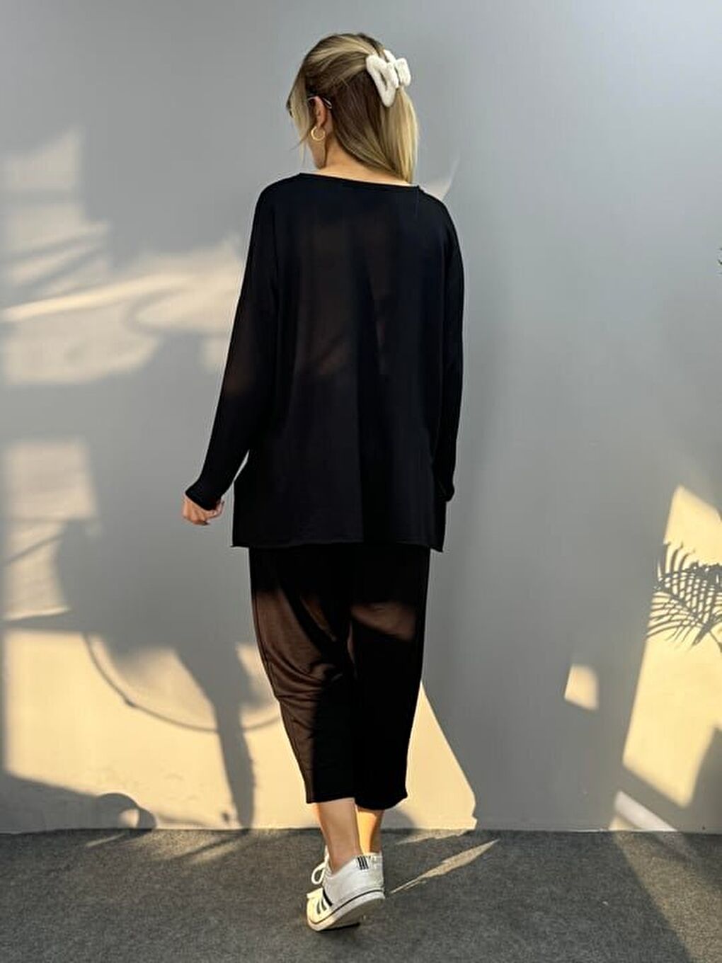 Siyah Kadın Iki Iplik Viskon Pamuk Kumaş Arma Detaylı Ikili Takım-1