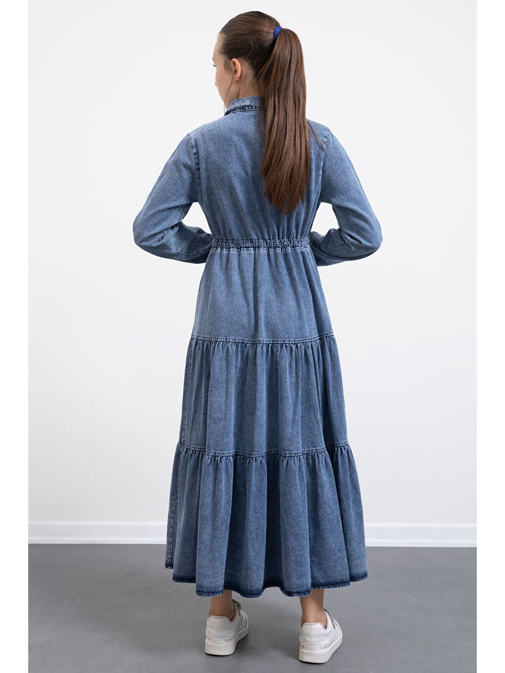 Koyu Mavi Uzun Kesim Kuşaklı Kız Çocuk Pileli Jean Elbise 21137-4