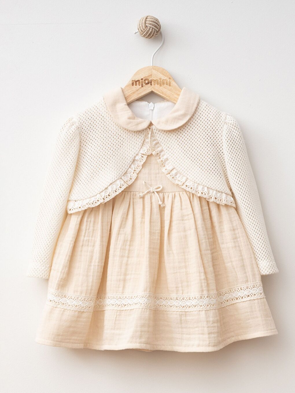 Bej Bebe Yaka Dantel Detaylı Kız Bebek Elbise ve Bolero 2'li Takım