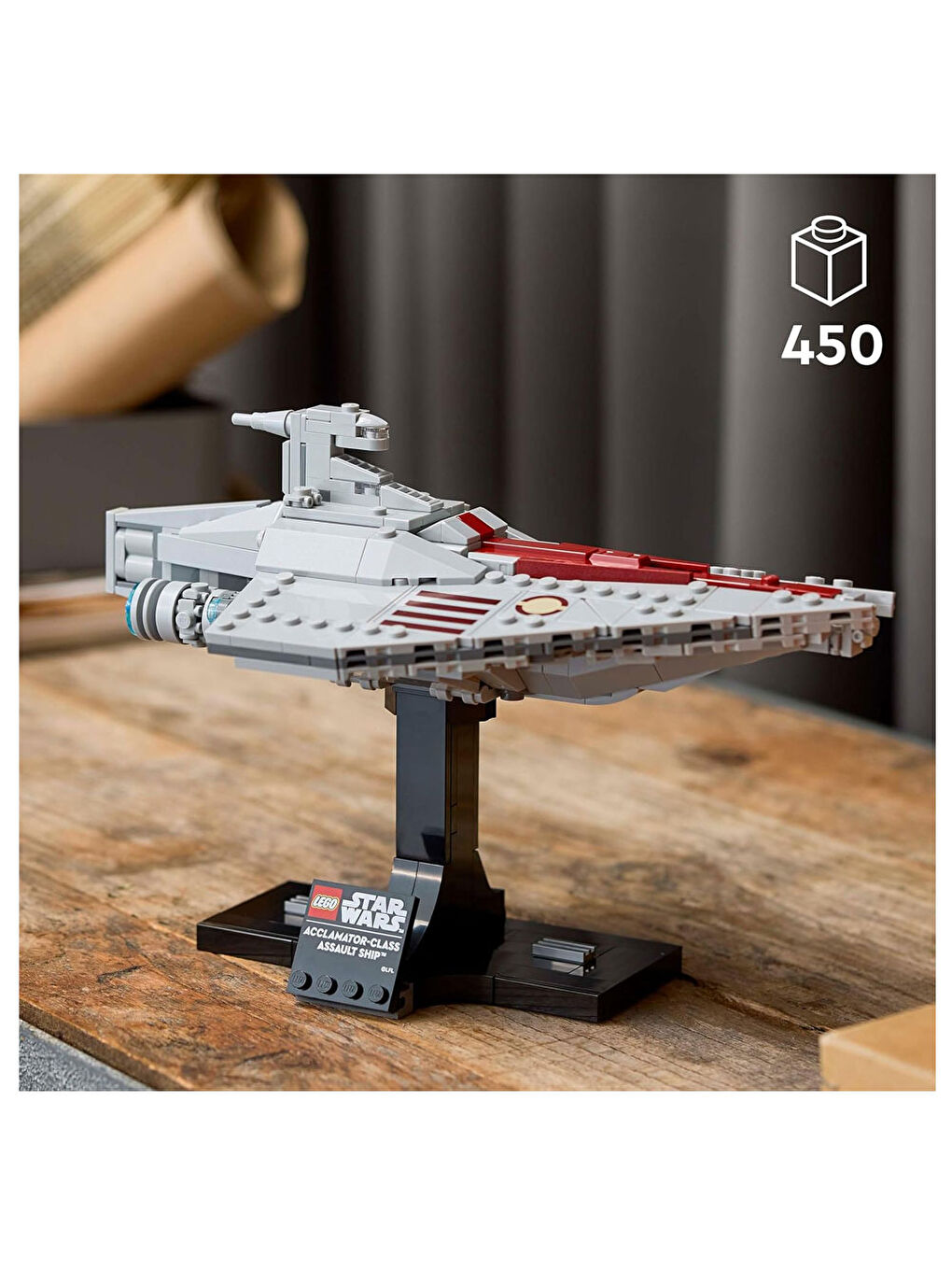 Star Wars Acclamator Sınıfı Hücum Gemisi 75404-4