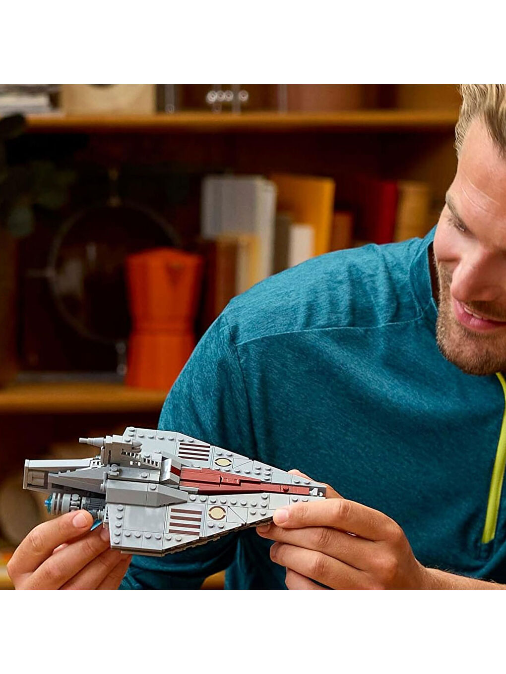 Star Wars Acclamator Sınıfı Hücum Gemisi 75404-5