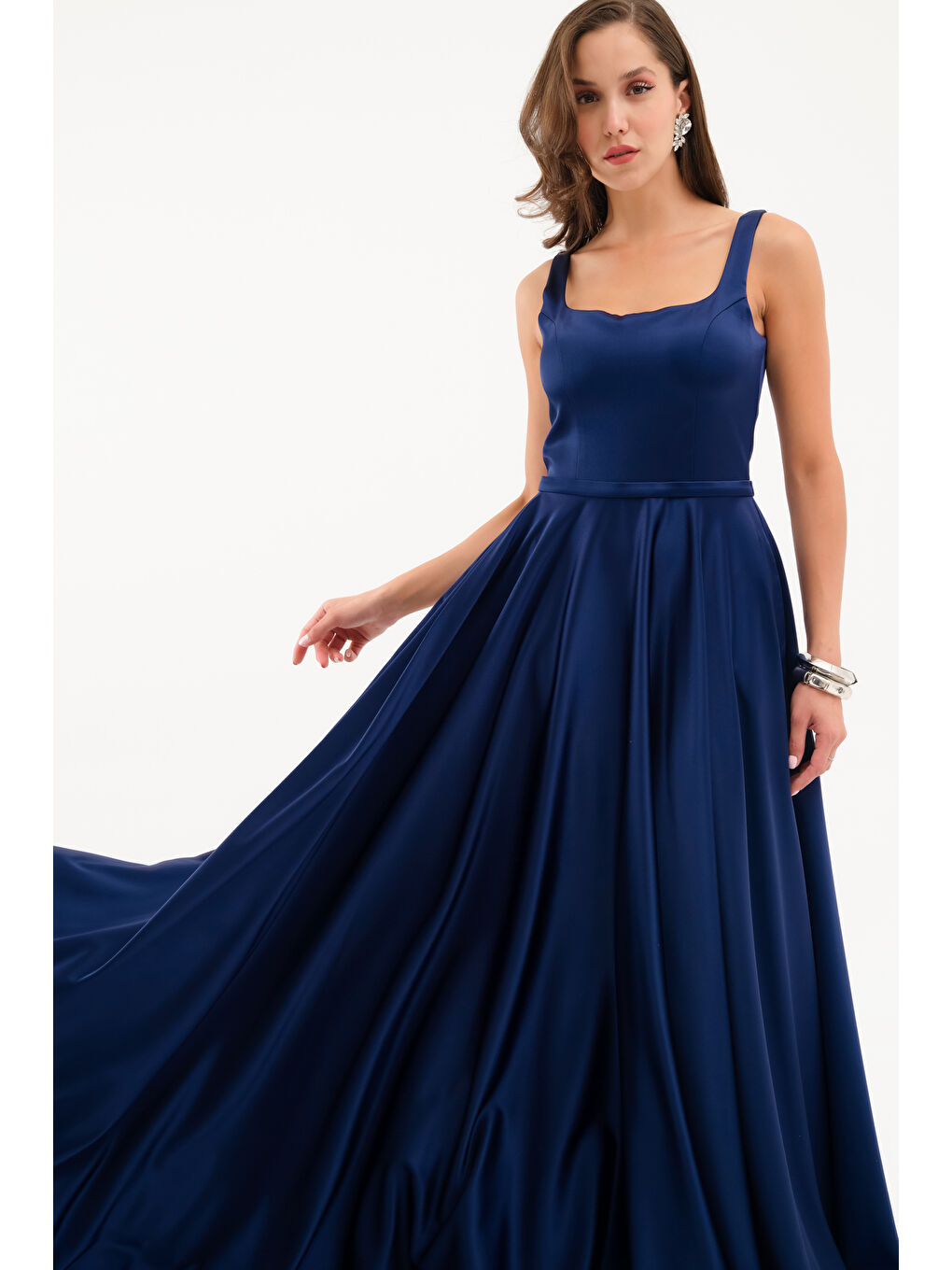 Kadın Lacivert Askılı İp Bağlama Detay Uzun Saten Abiye Elbise-3
