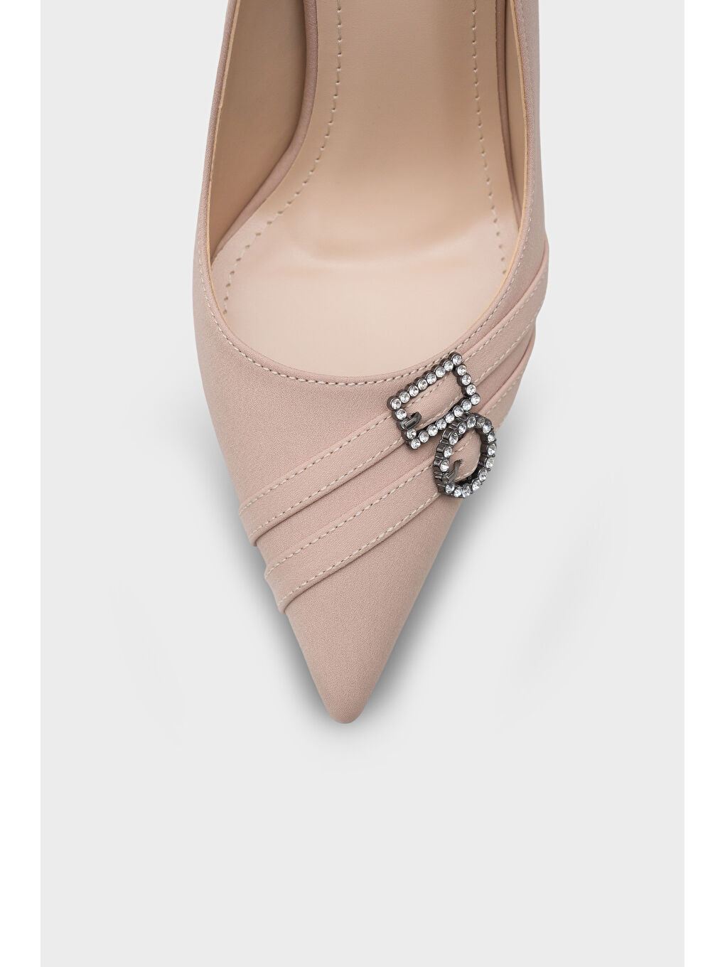 Bej Karyl Yüksek Topuklu Taşlı Tokalı Saten Stiletto-2