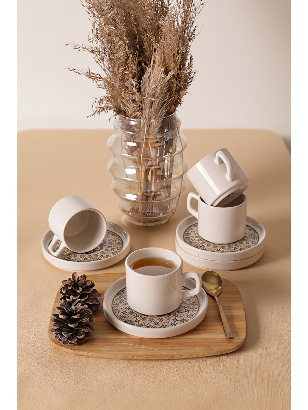 Karışık Timeless Brown Stackable Çay Takımı 8 Parça 4 Kişilik