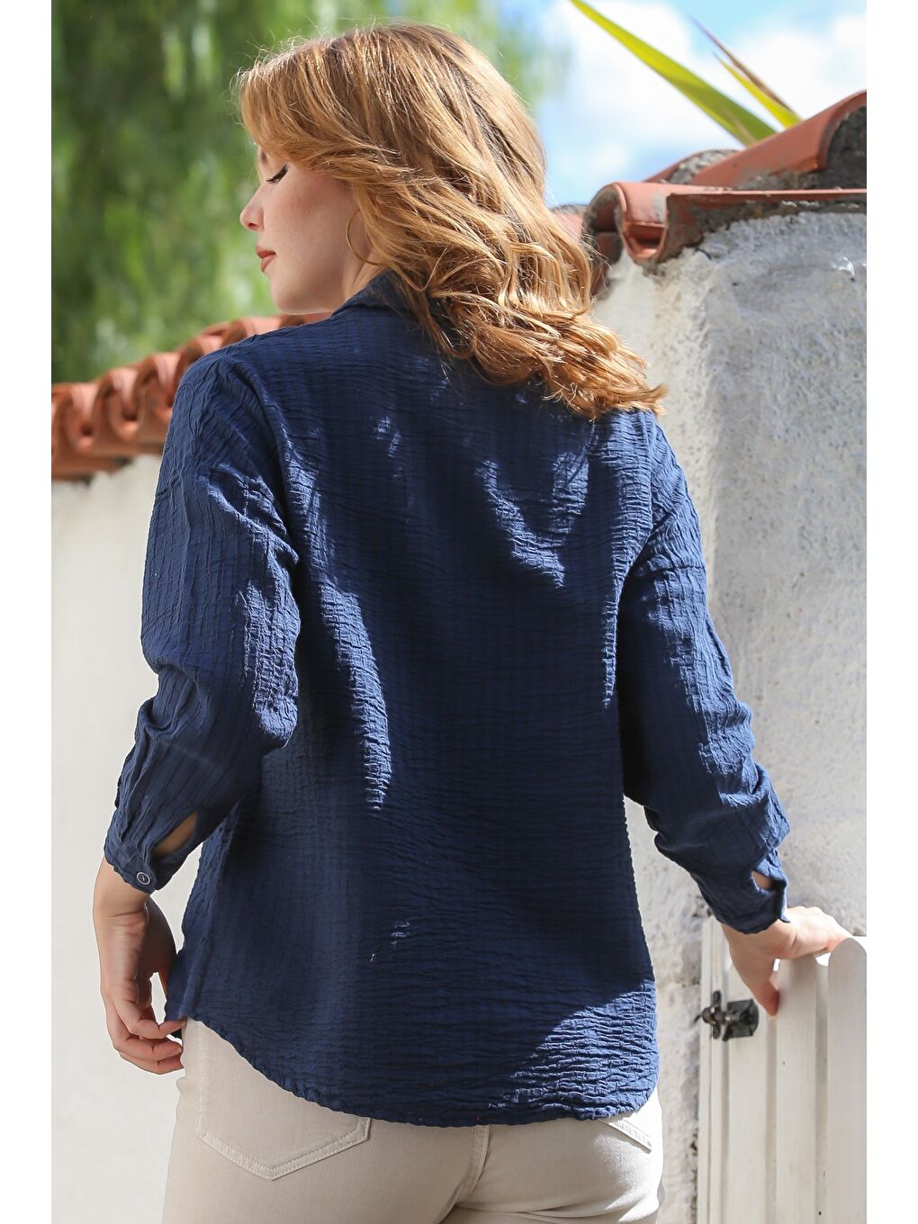 Lacivert Gömlek Yaka Manşetli Kollu Dokulu Düğmeli Dokuma Gömlek 70 58-1