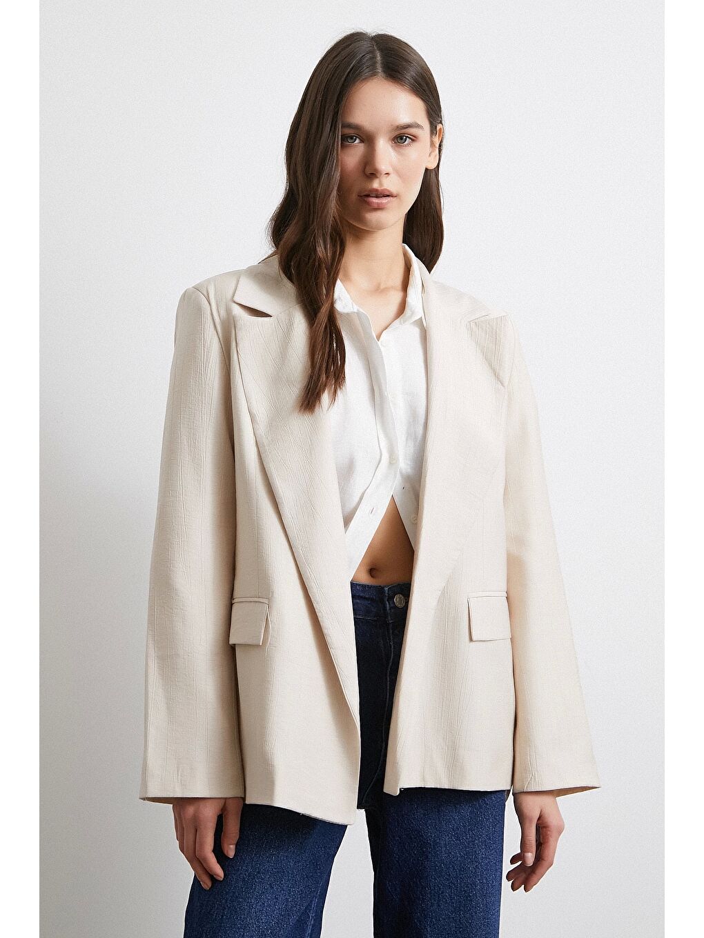 Çizgi Astarlı Dökümlü Blazer Ceket Bej-1